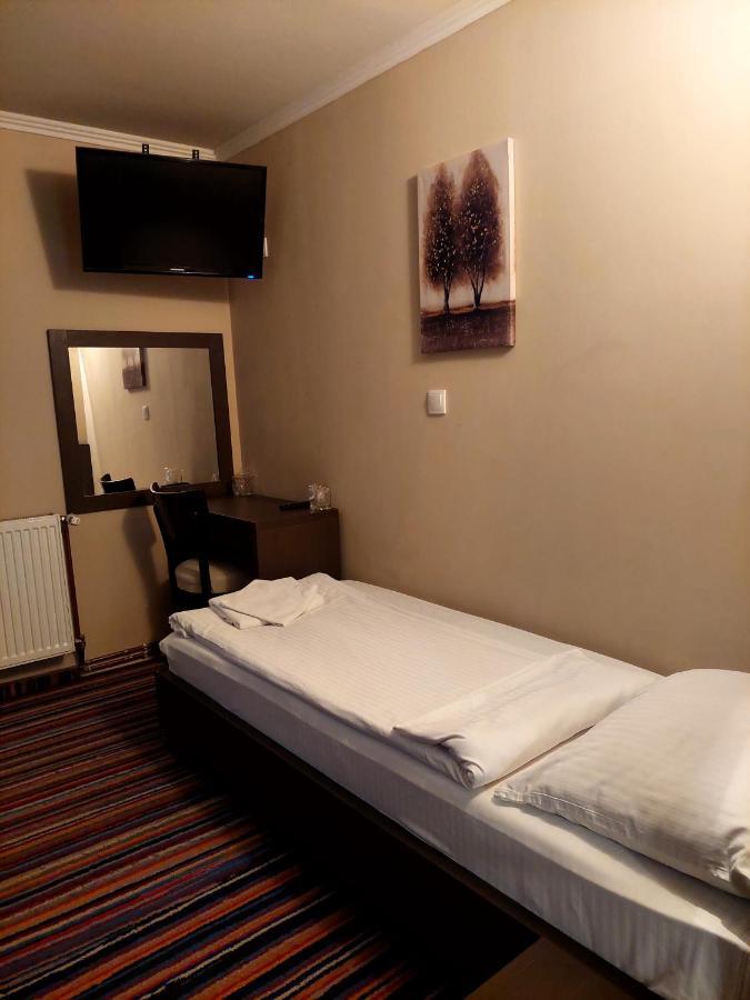 Sky Hotel Сараево Экстерьер фото